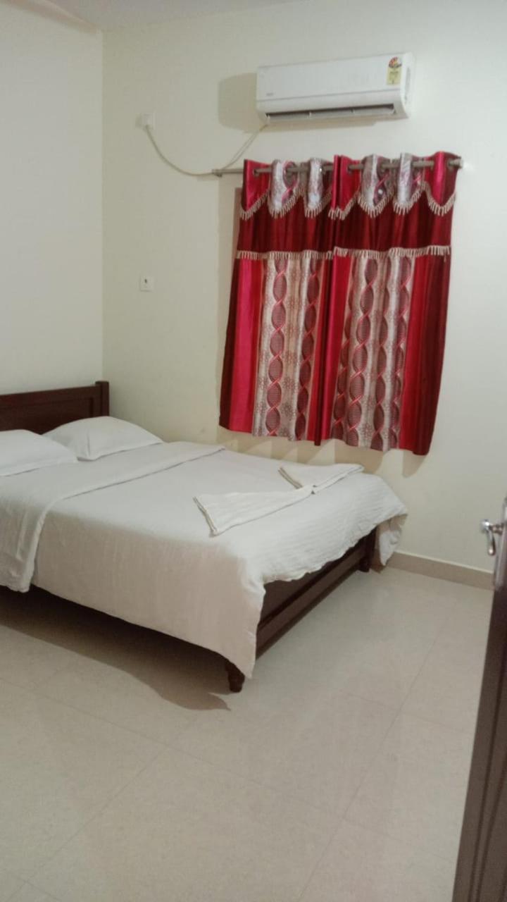 Tpr - Omr Navalur Apartment *